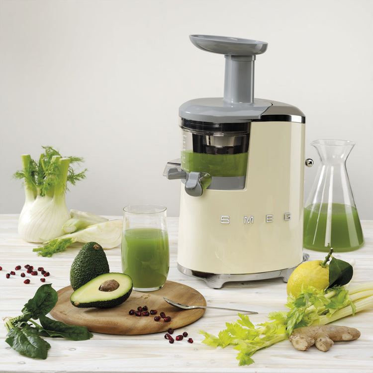Máy Ép Chậm Trái Cây SMEG - màu kem